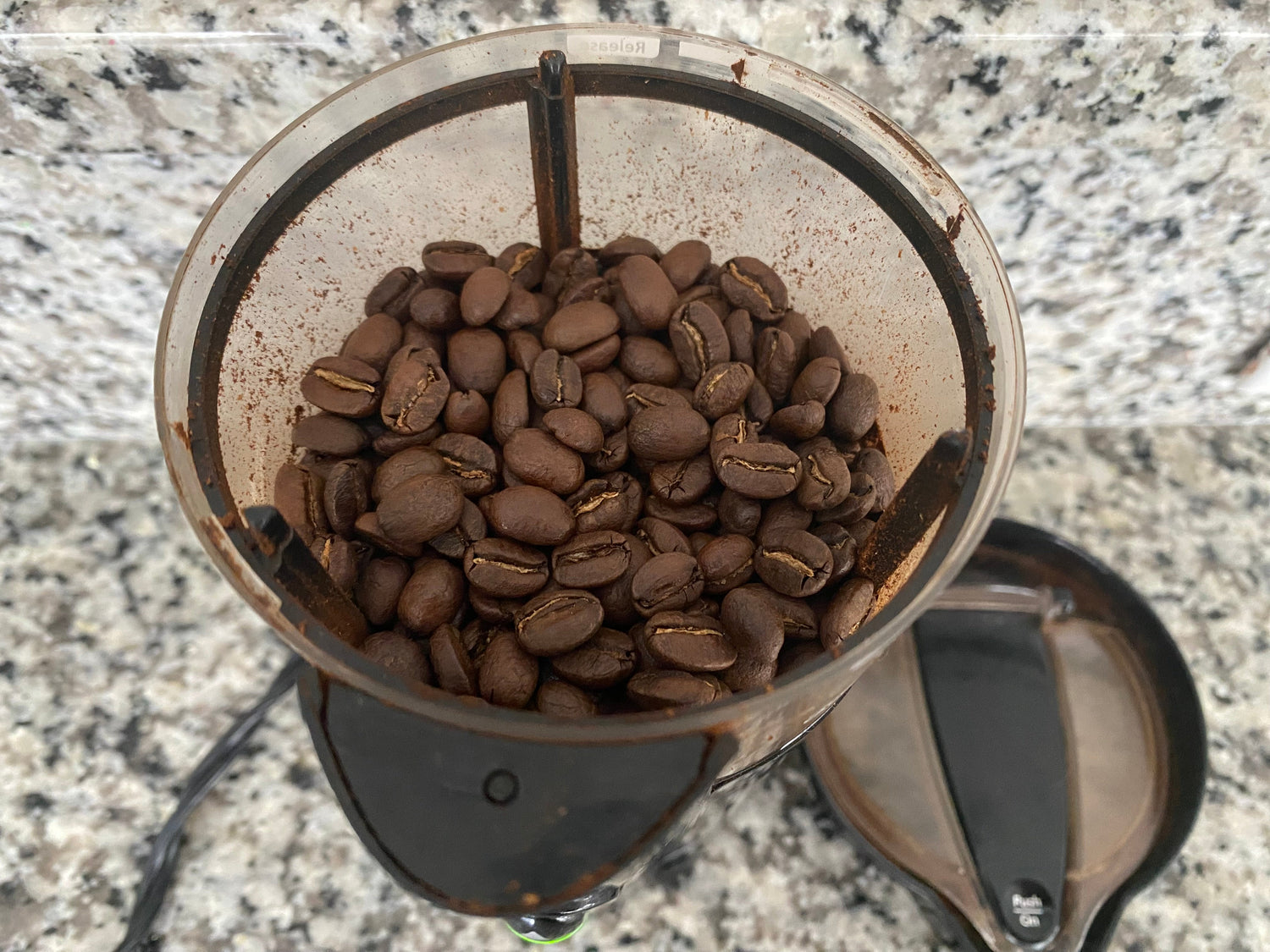 8 Reasons to Grind Your Own Coffee Beans